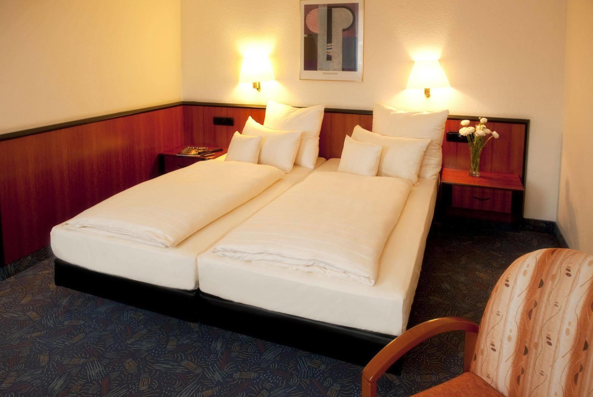 Advantage Appartements Hotel Nuremberga Exterior foto